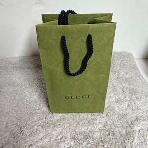 Gucci Green Damask Embossed Paper Shopping Bag Black Rope Handles Small Medium